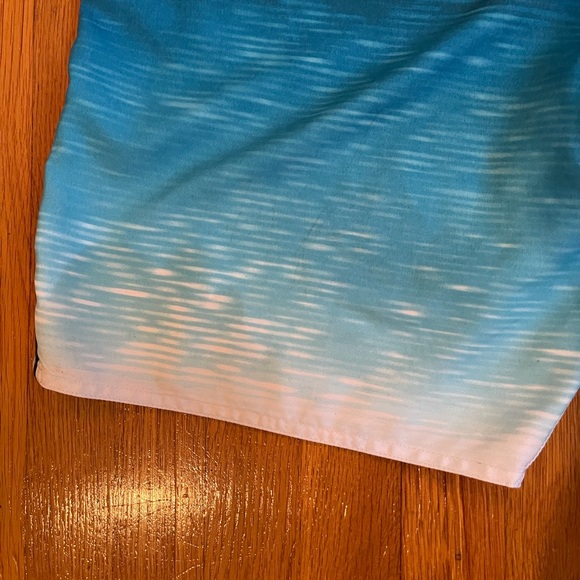 🌊Quiksilver Swim Trunks Waist 38 - Picture 8 of 9